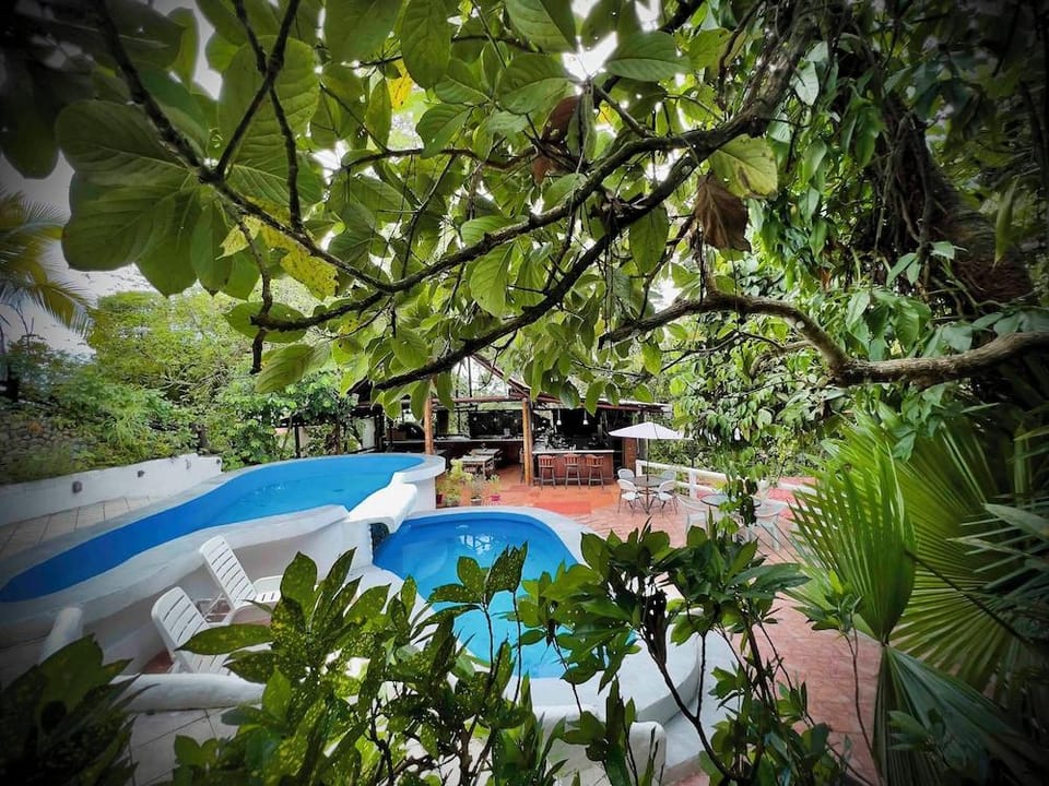 Hotel La Colina Hotel in Quepos