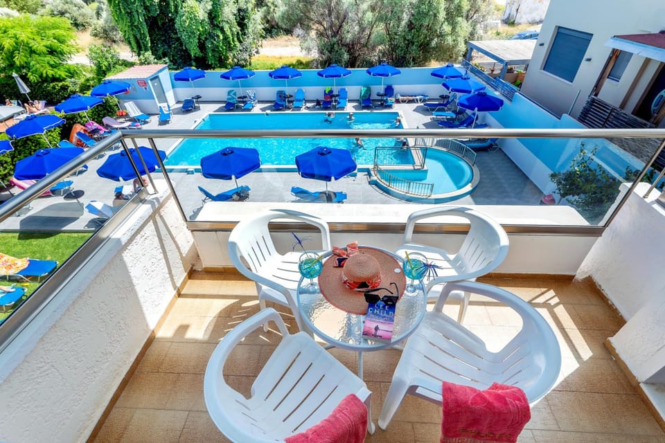 Anixis Hotel & Apartments Hotel in Ialysos