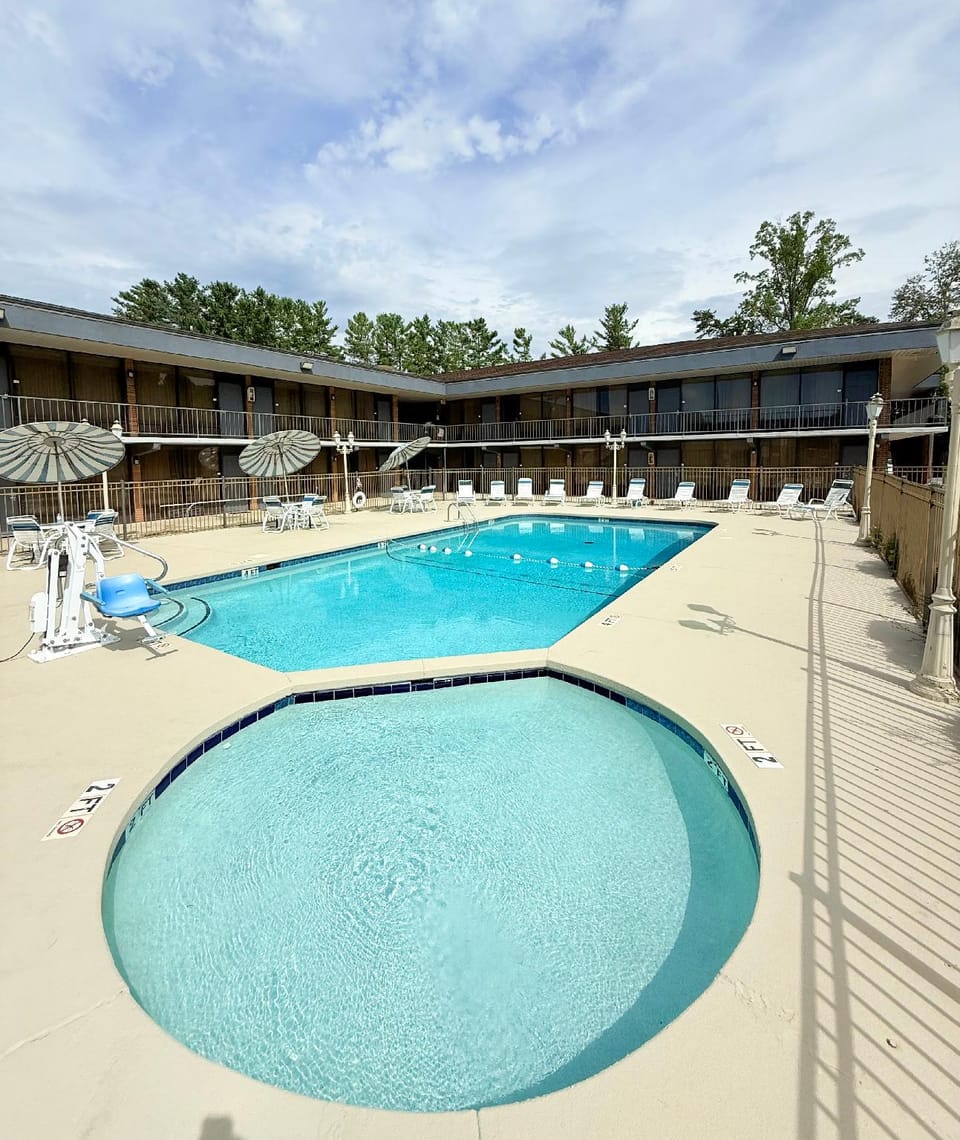 Quality Inn Asheville Airport Hotel in Fletcher