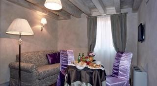 Hotel Antiche Figure Hotel in Venice