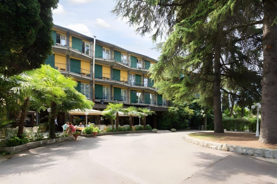 Hotel Palme & Suite Hotel in Garda