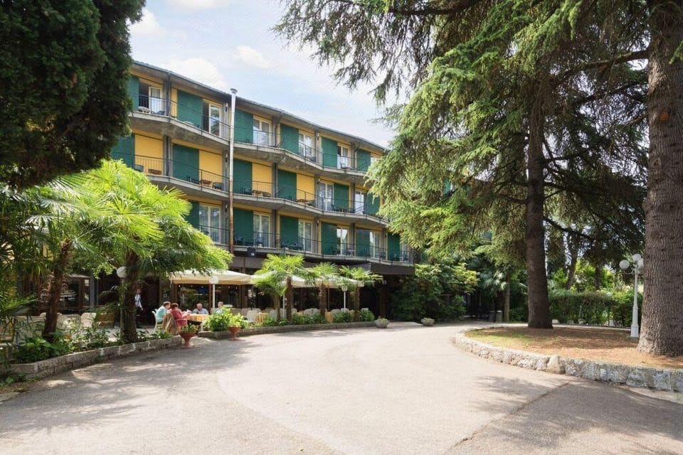 Hotel Palme & Suite Hotel in Garda