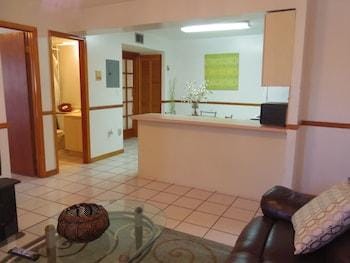 SoBe Apartments by Hello Relaxation Hotel in Flamingo Lummus