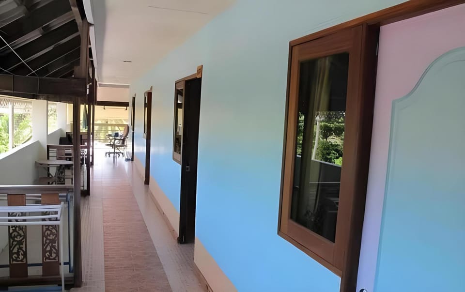 Khun Ying House Inn in Ko Tao