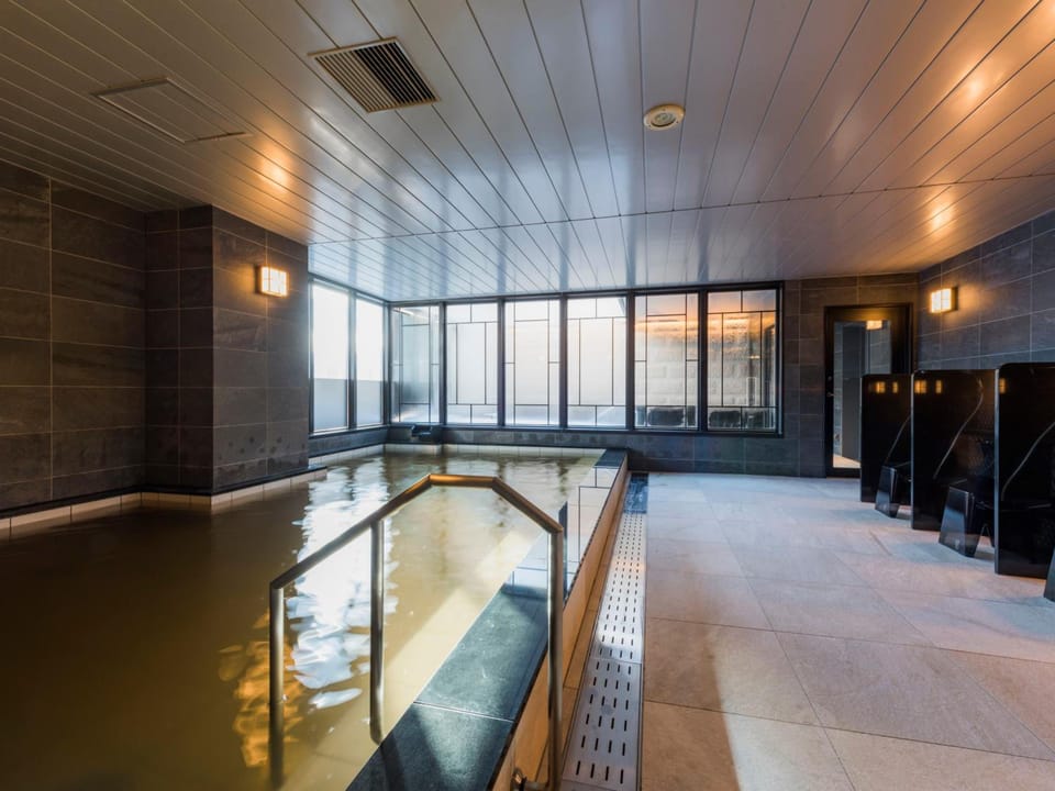 Hot spring bath