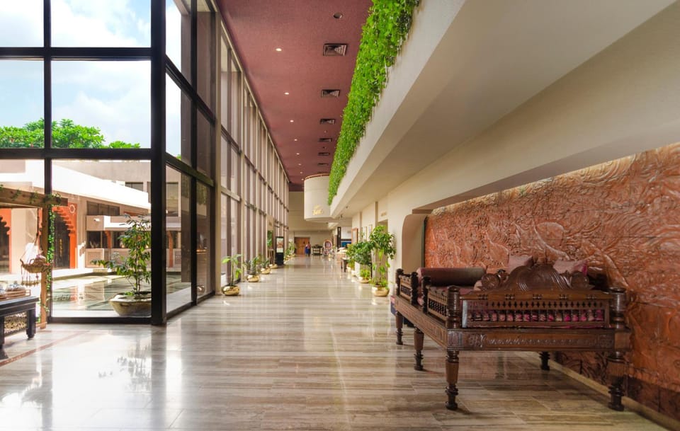 Pan Pacific Sonargaon Dhaka Hotel in Dhaka