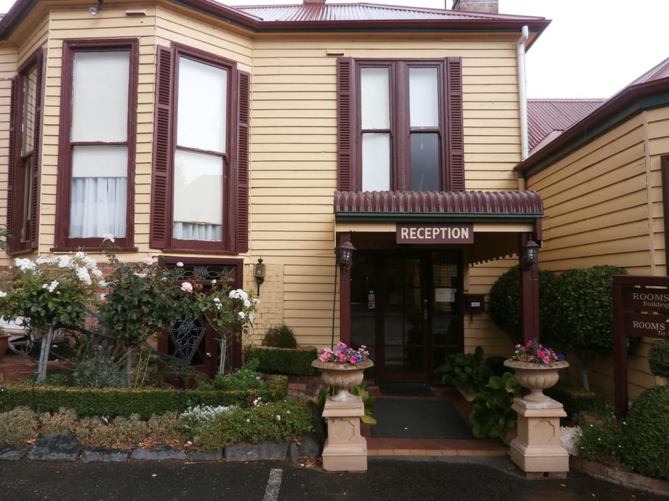 Central Springs Inn Motel in Daylesford