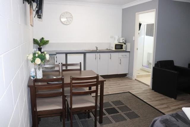 Spanish Lace Motor Inn Motel in Queensland