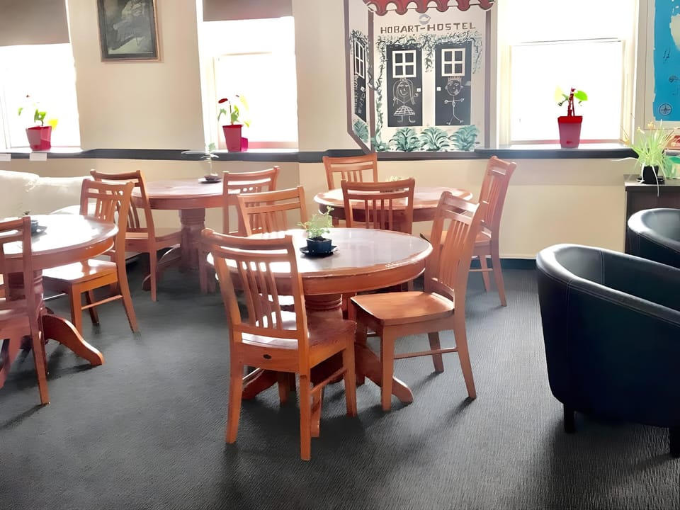 Hobart's Accommodation & Hostel Hostel in Hobart