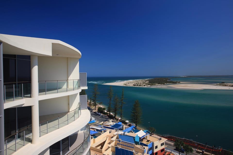 Monaco Apartments Resort Apartment hotel in Golden Beach
