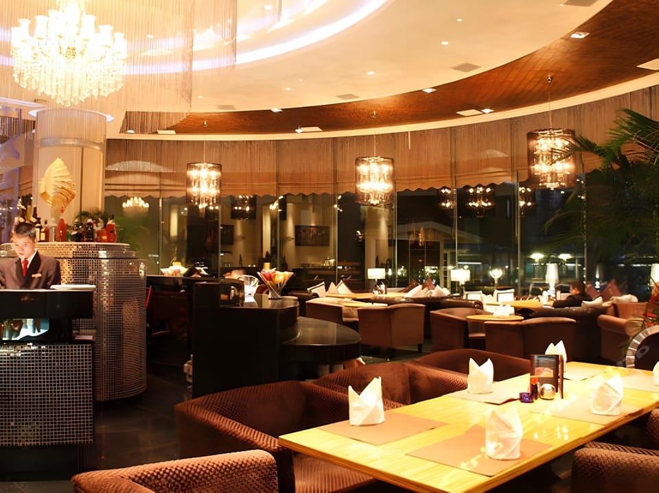 Bar/lounge