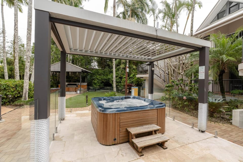 Outrigger Bay Apartments Apartment hotel in Byron Bay