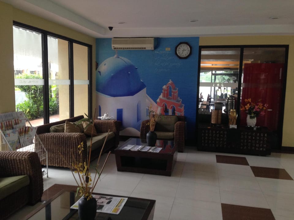 Bayfront Hotel Subic Hotel in Subic