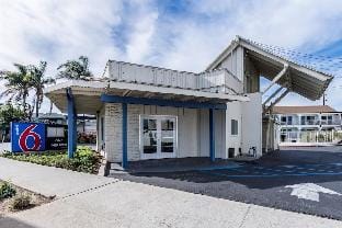 Pacific Inn Oceanside Hotel in Oceanside