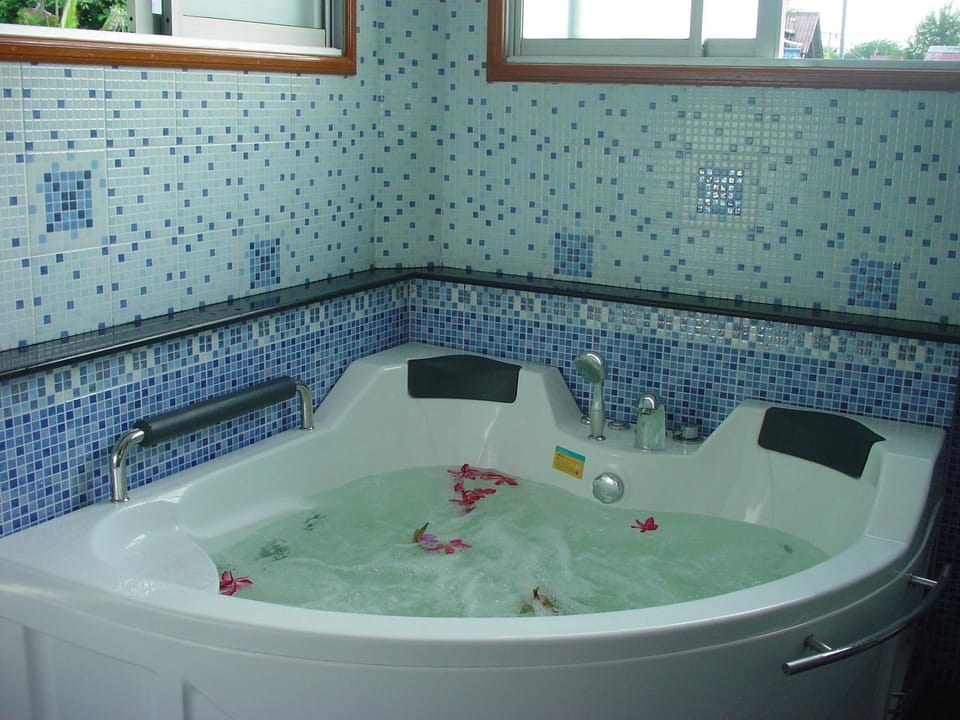Sea Garden Resort Haad Rin Resort in Ban Tai