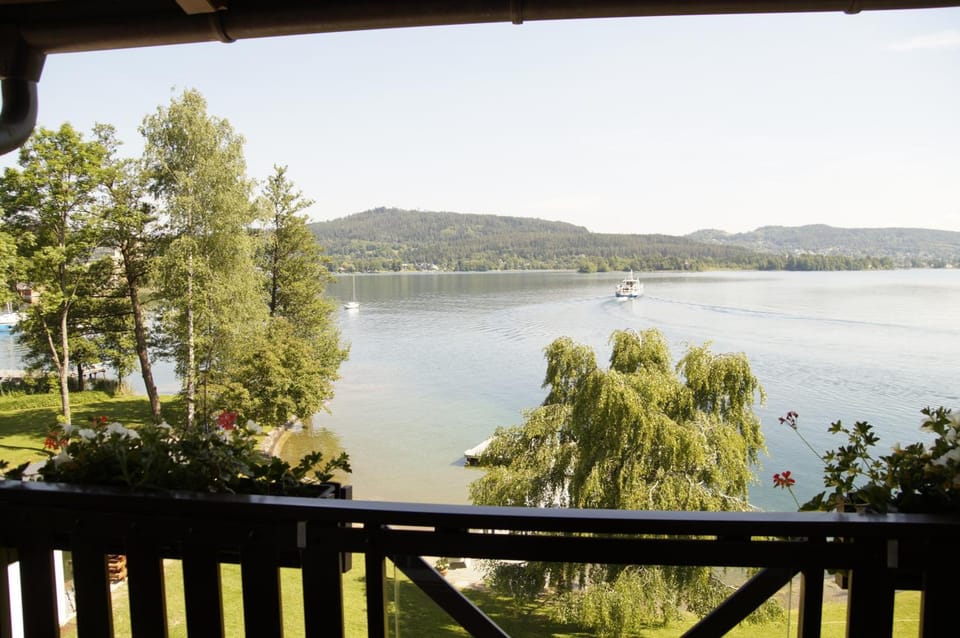 Strandhotel Sille Hotel in Carinthia, Austria