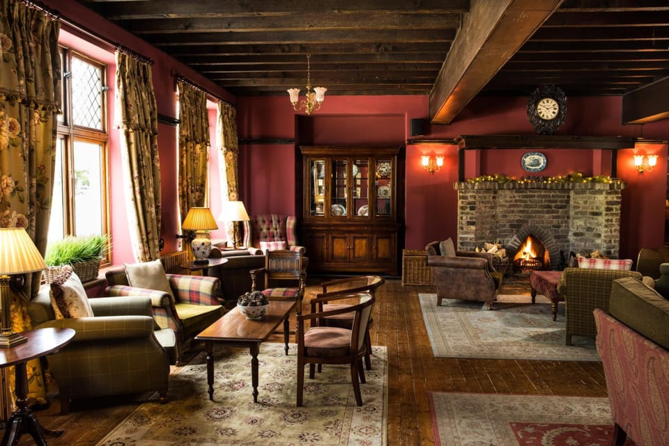 Balmoral Arms Inn in Ballater
