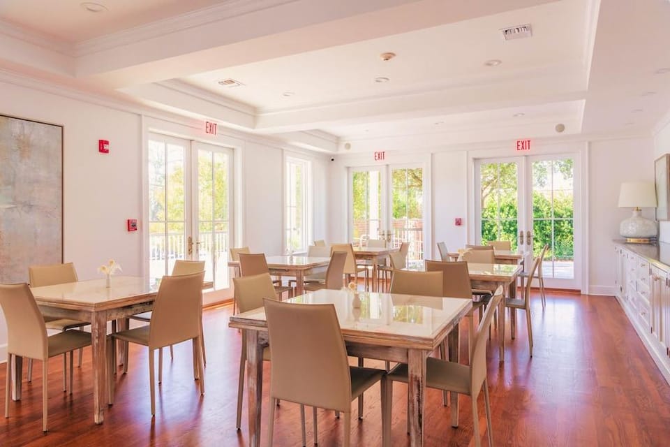 Oyster Bay Boutique Hotel - Adults Only Hotel in Pensacola
