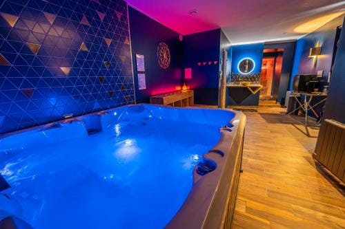 L'eSPAce detente Hotel in Valenciennes