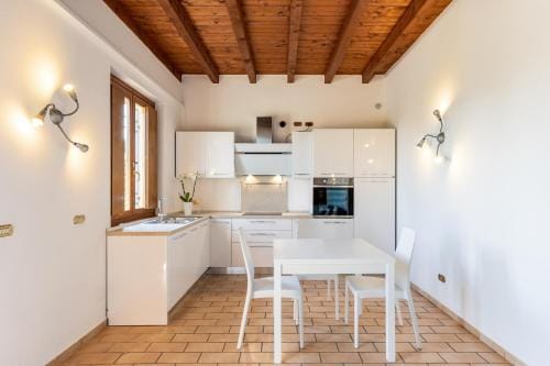 Il Casale Lonato - by Host4U Hotel in Lake Garda