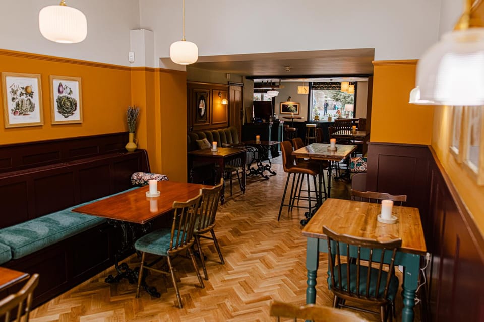 The Queens Chew Magna Hotel in England