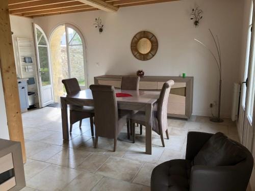 Gite 4 places, le Domaine de la Vallee Hotel in Normandy