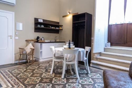 TRESCA CHARME luxury Rooms Hotel in Bari