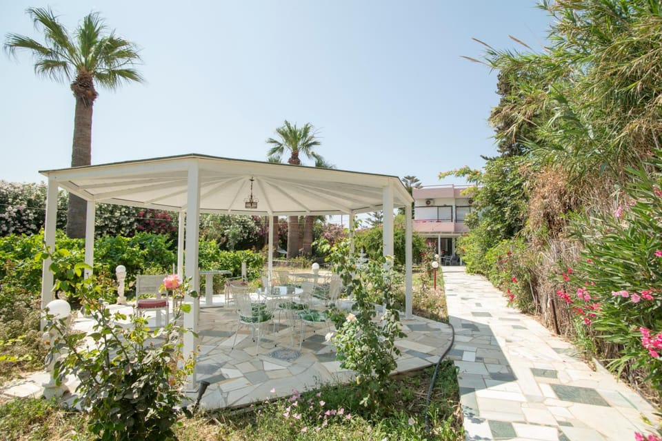 Violetta Hotel Apartment hotel in Crete