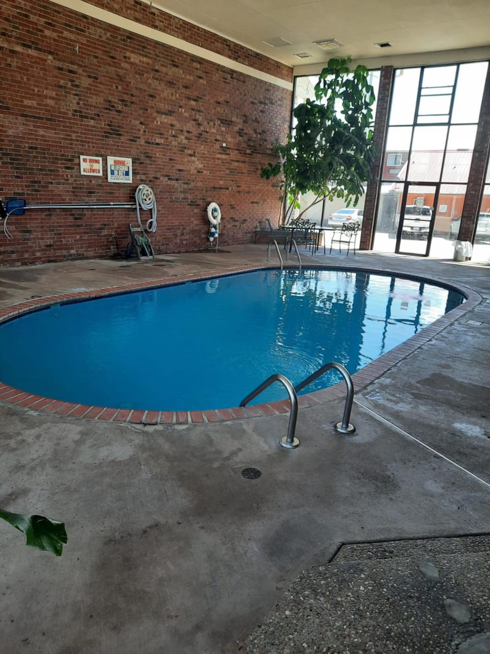 Blue Ribbon Inn and Suites Hotel in Ozark Mountains