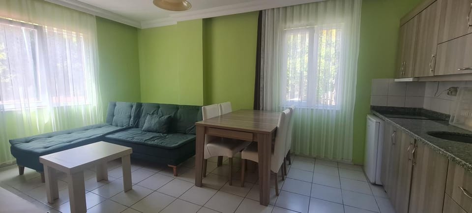 Kara Family Apart Apartment hotel in Antalya Province