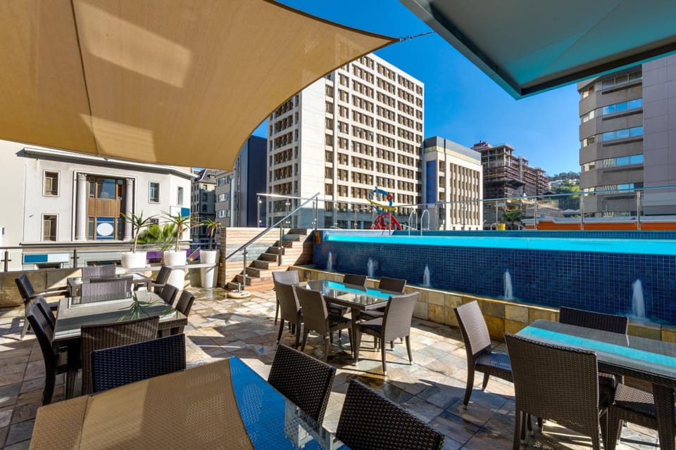 Cresta Grande Cape Town Hotel in Cape Town