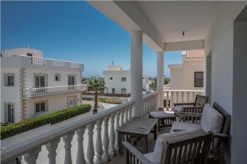 Carilisto Villas Big 4 Bedrooms in Center of Ayia Napa Hotel in Ayia Napa