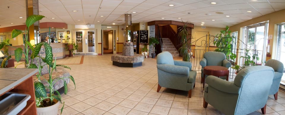 Travelodge by Wyndham Victoriaville Hotel in Victoriaville
