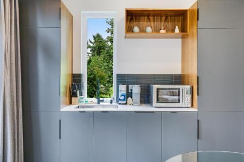 The Treehouse Hotel in Seattle