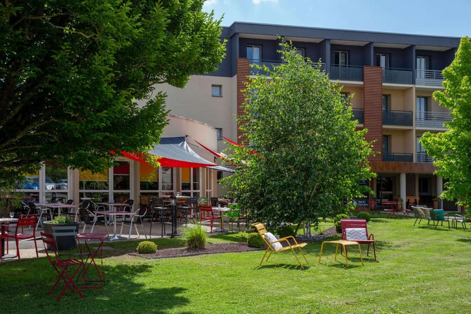 Best Western La Porte des Chateaux Hotel in Centre-Val de Loire