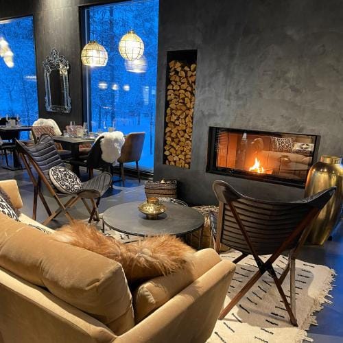 Aurora Queen Resort Igloos Resort in Lapland