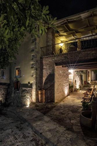 STAMATOGIANNIS Traditional Apartments Hotel in Crete
