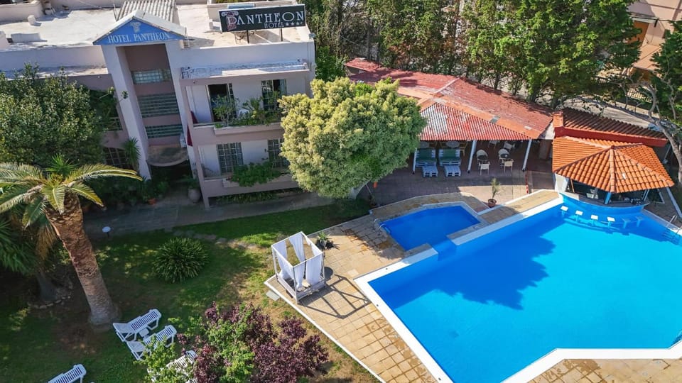 Pantheon Hotel Hotel in Crete
