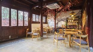 Floral Hotel Jingu Spring Hotel in Zhejiang