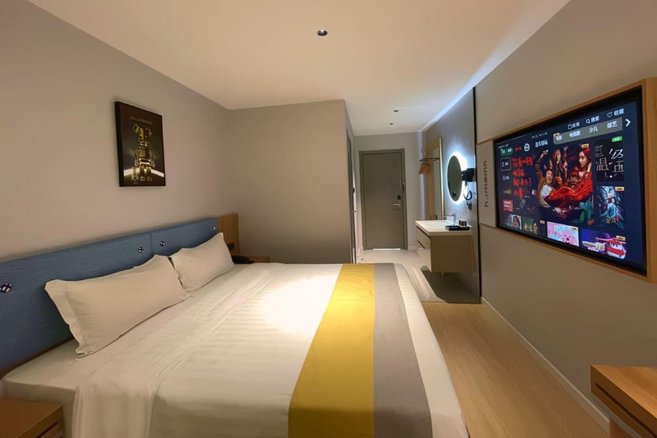 Home Inn Pebble Motel cloud Hotel (Nanjing Banqiao branch) Hotel in Nanjing