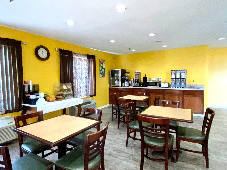 FairBridge Inn Express Mt Vernon Motel in Indiana