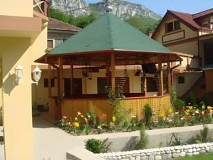 Pension Cuibul Viselor Hotel in Serbia