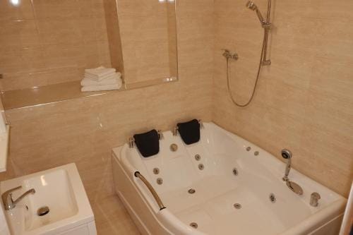 Pension Cuibul Viselor Hotel in Serbia