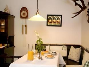Pension Jaga Hias Hotel in Piesendorf