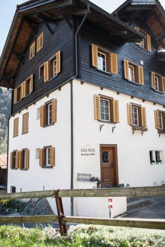 Casa Pasch - Boutique Bed and Breakfast in Cumpadials Hotel in Canton of Grisons