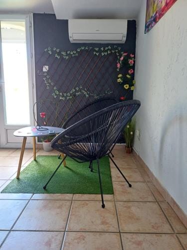 Maison avec jacuzzi Hotel in Provence-Alpes-Côte d'Azur