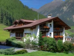 Pension Zur alten Muhle Hotel in Trentino-South Tyrol