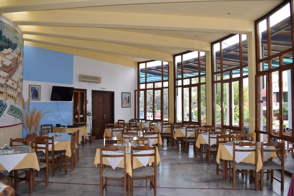Porto Galini Hotel in Crete