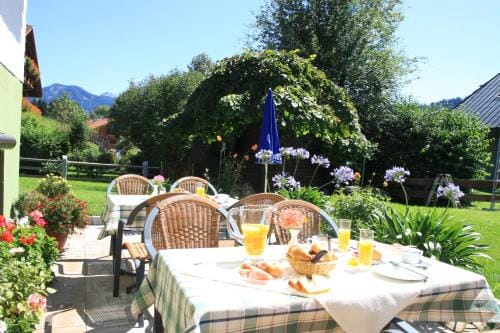 Gastehaus Schmid Hotel in Oberstdorf