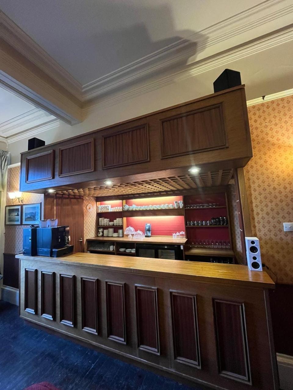Bar/lounge